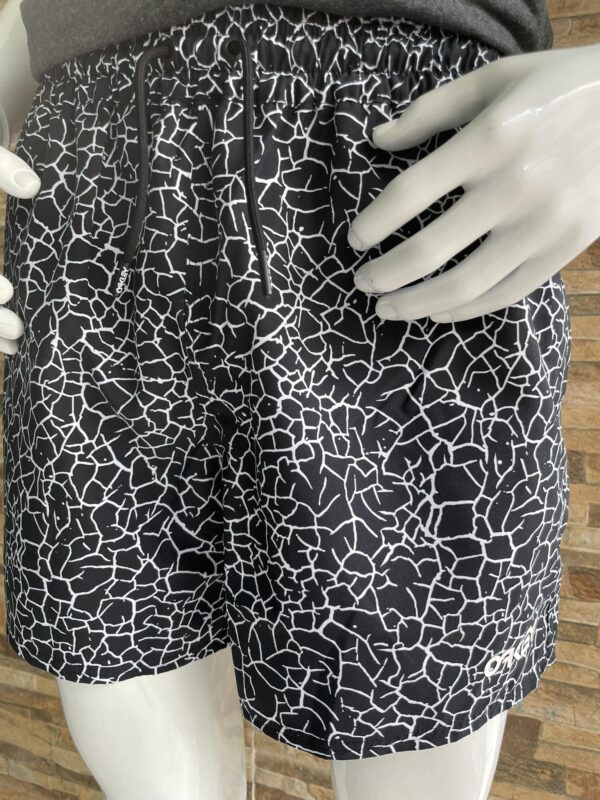 SHORT GRANDE TAILLE OAKLEY