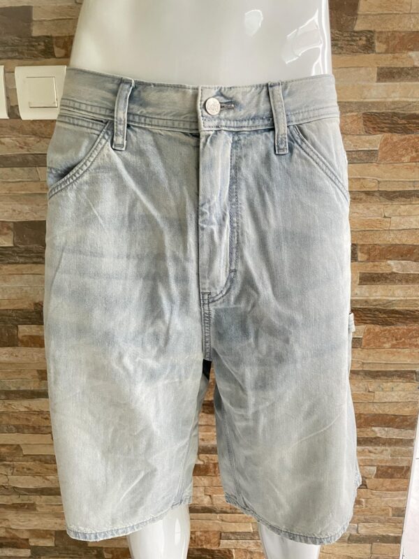 SHORT HOMME LEE